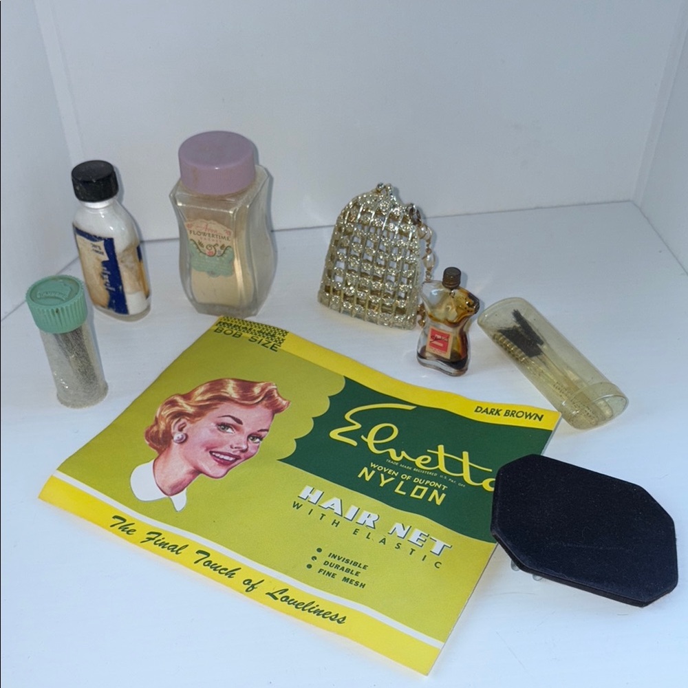 15+ 40’s & 50’s Vintage‎ Hair Net and beauty care Accessories Set G4